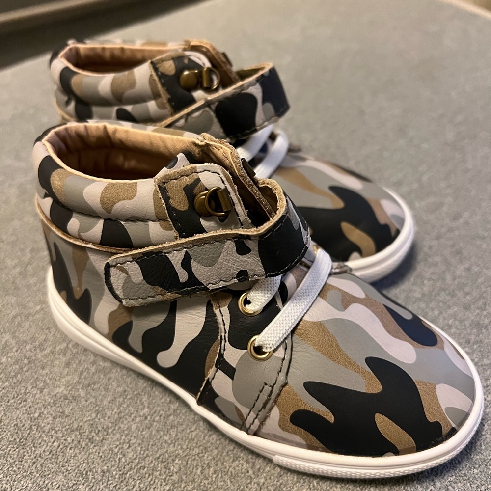 Little bipsy classic shoes
